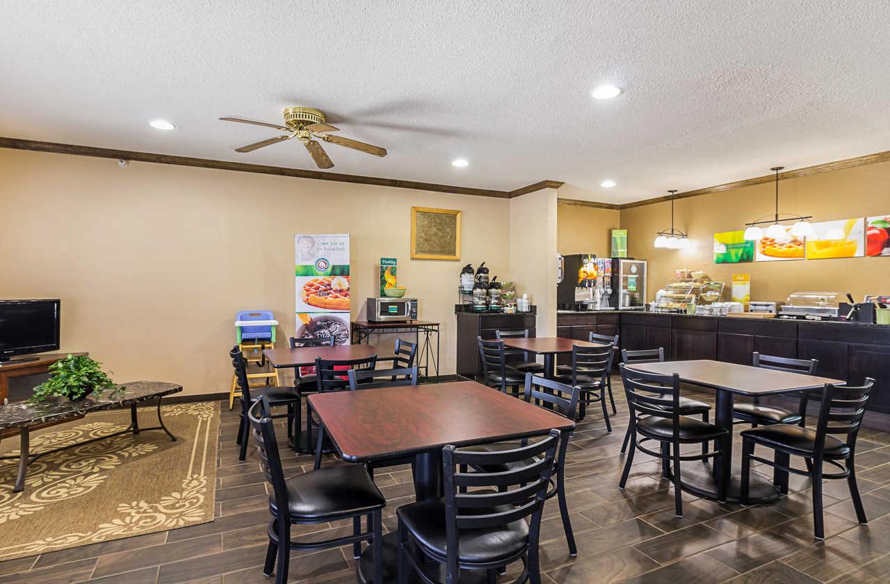 Econo Lodge Luverne Exterior foto